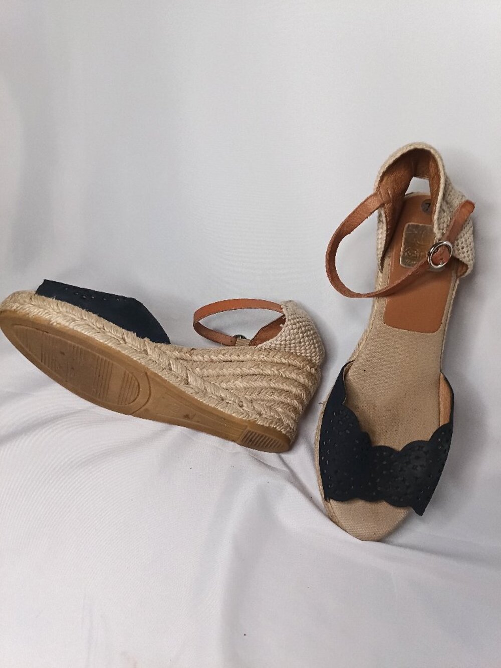 Kanna Women's Roped Heel Wedge Size 7.5 - Picture 3 of 5